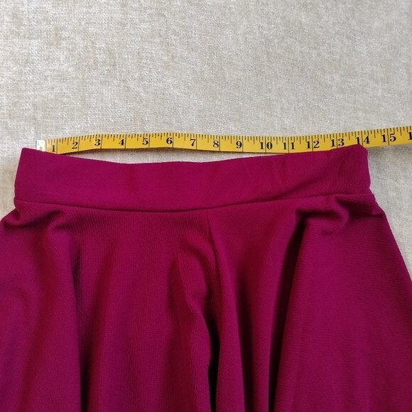 Maroon Flowy Skater Skirt Size Large - Picture 5 of 6